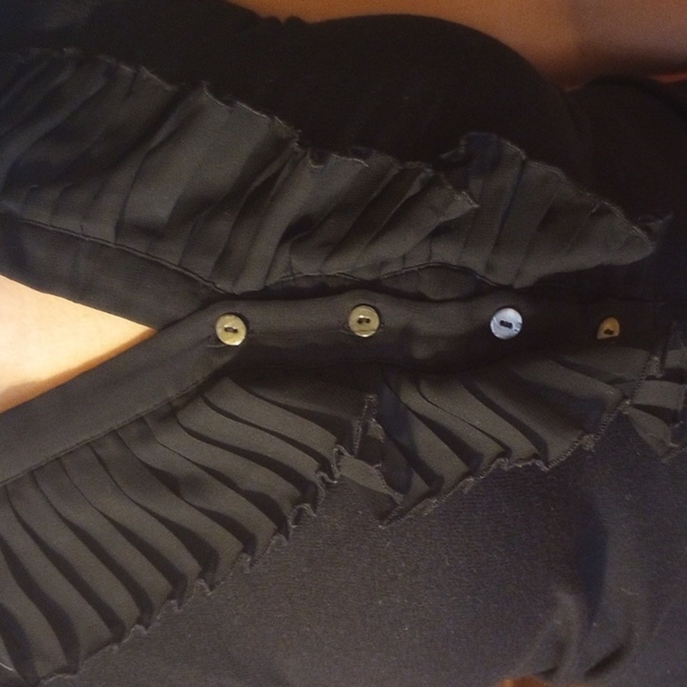 Cache Black Sleeveless Ruffle Sweater - Picture 3 of 8